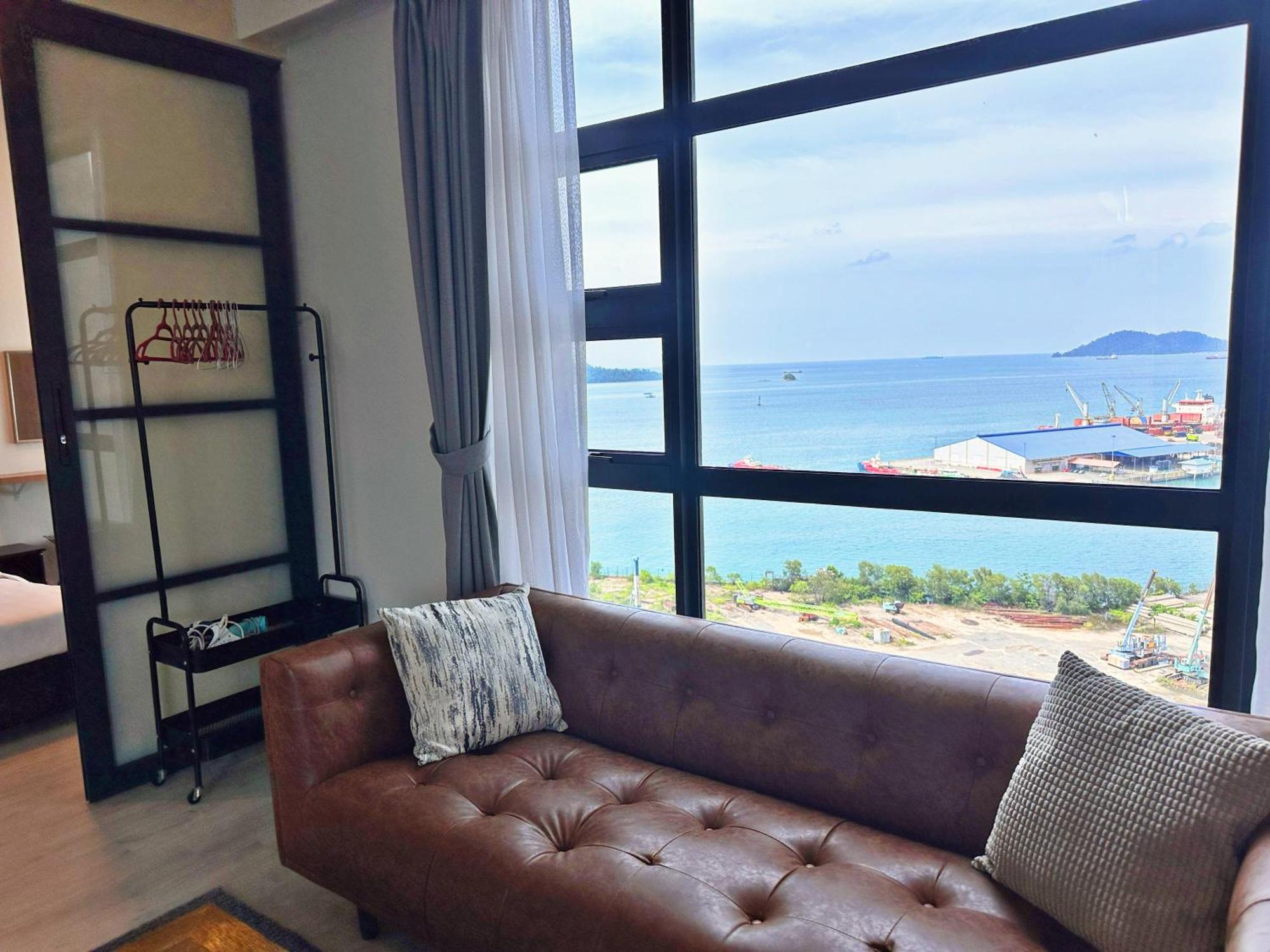 Seaview Luxury Condo Homestay 2Bed 2Bath Jesselton Quay By R2 Residence Kota Kinabalu Ngoại thất bức ảnh